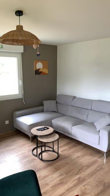 Appartement Lumineux De 60M2 Guer Exteriér fotografie